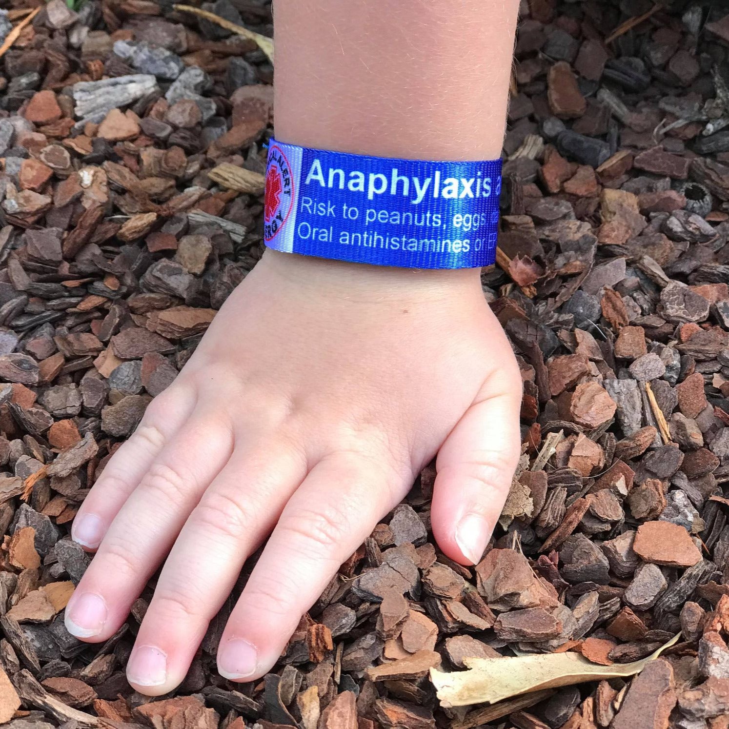 Anaphylaxis medical alert shops bracelets